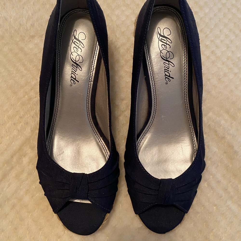 🌸Navy Life Stride Wedges Heels Shoes🌸